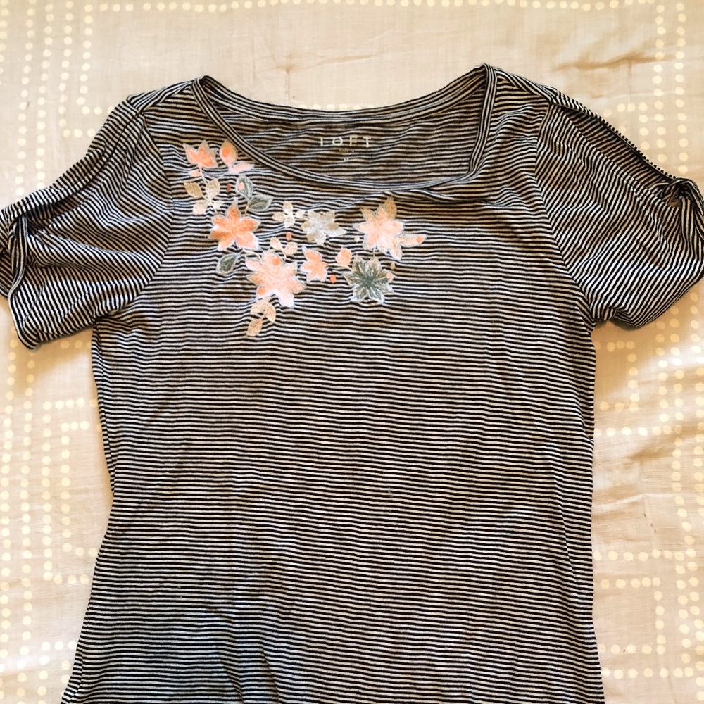 LOFT key-hole sleeved t-shirt